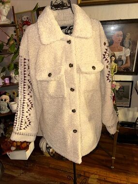 DRIFTWOOD Cream Sherpa Button-Front Jacket with Maroon Embroidered Sleeves